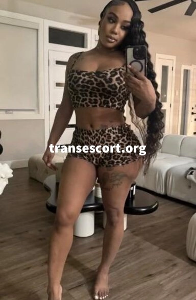 shemale Tastie is Back For Me | Image 3