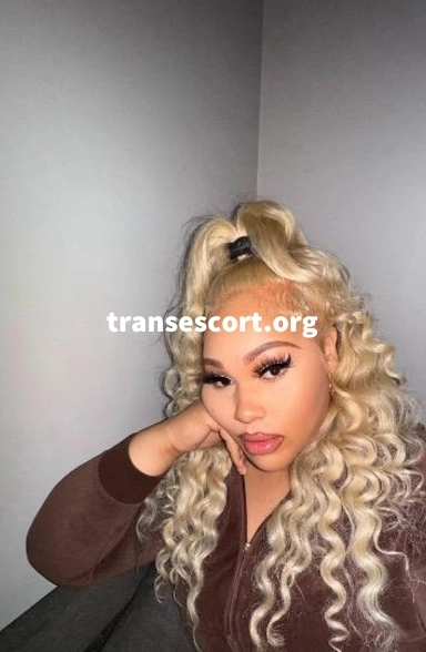 shemale BIG THICK KAYLA | Image 1