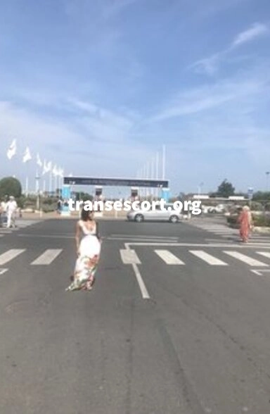 shemale Summer03 – Filipino Transsexual escort in Paris